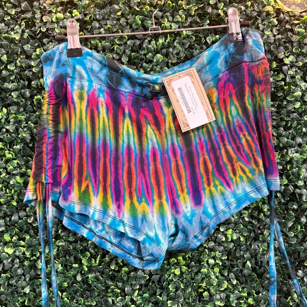 Kathmandu Pull Tie Side Vibrant Tie-Dye Women's Shorts NEW NWT